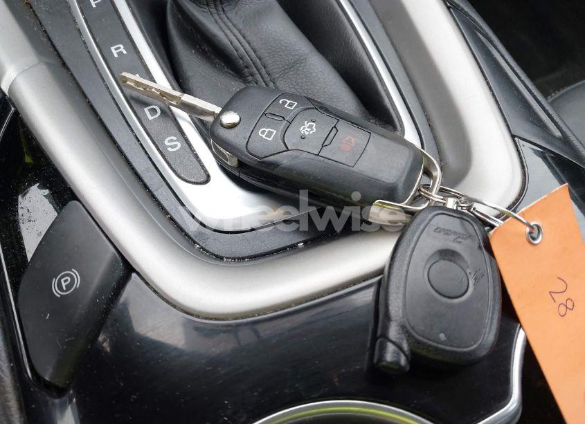 Photo 11 of 2015 Ford Fusion SE (VIN 3FA6P0HD6FR180743)