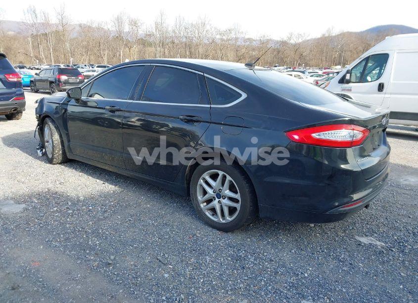 Photo 3 of 2015 Ford Fusion SE (VIN 3FA6P0HD6FR188664)