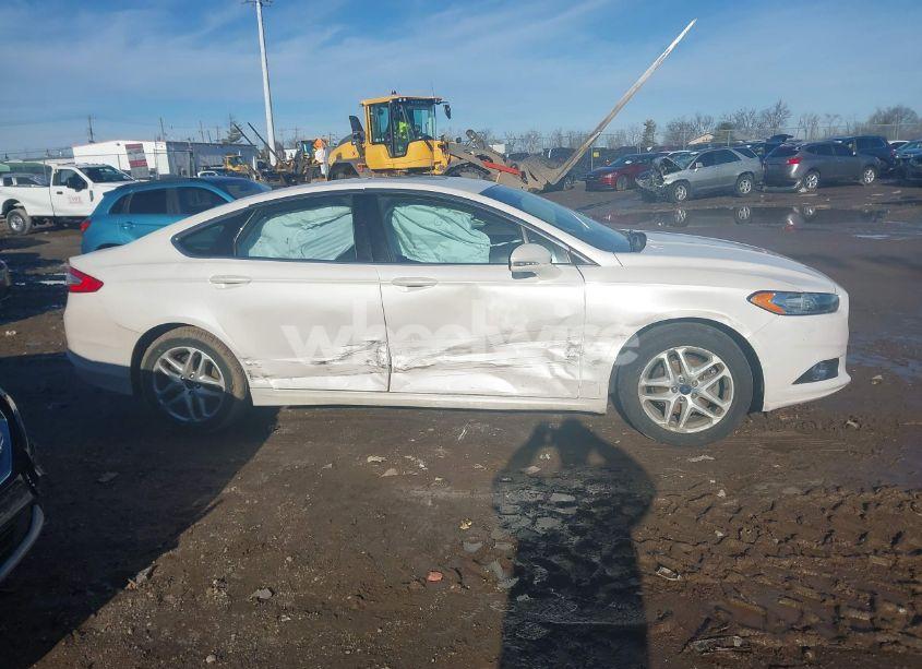 Photo 13 of 2015 Ford Fusion SE (VIN 3FA6P0HD6FR243419)