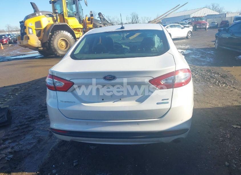 Photo 16 of 2015 Ford Fusion SE (VIN 3FA6P0HD6FR243419)