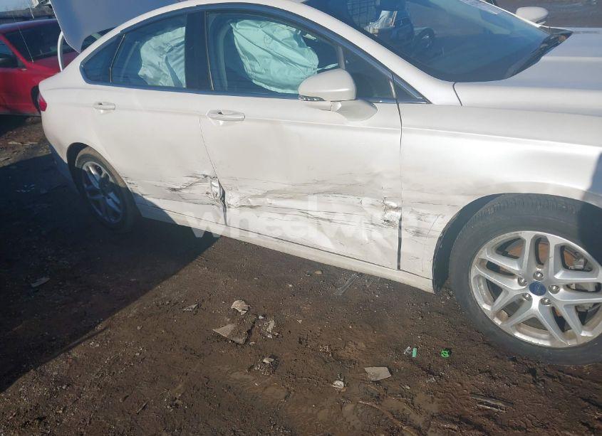 Photo 6 of 2015 Ford Fusion SE (VIN 3FA6P0HD6FR243419)