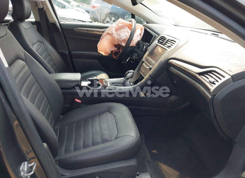 Photo 5 of 2015 Ford Fusion SE (VIN 3FA6P0HD6FR273066)