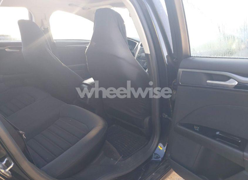 Photo 8 of 2015 Ford Fusion SE (VIN 3FA6P0HD6FR274332)