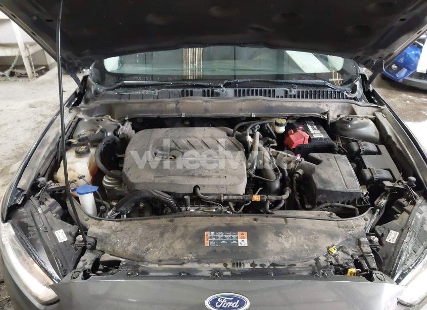 Photo 10 of 2016 Ford Fusion SE (VIN 3FA6P0HD6GR105719)