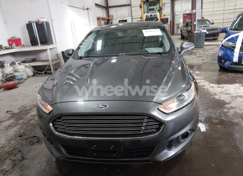 Photo 12 of 2016 Ford Fusion SE (VIN 3FA6P0HD6GR105719)