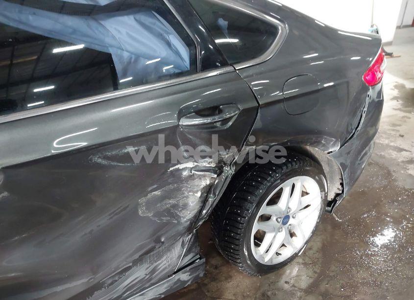 Photo 6 of 2016 Ford Fusion SE (VIN 3FA6P0HD6GR105719)