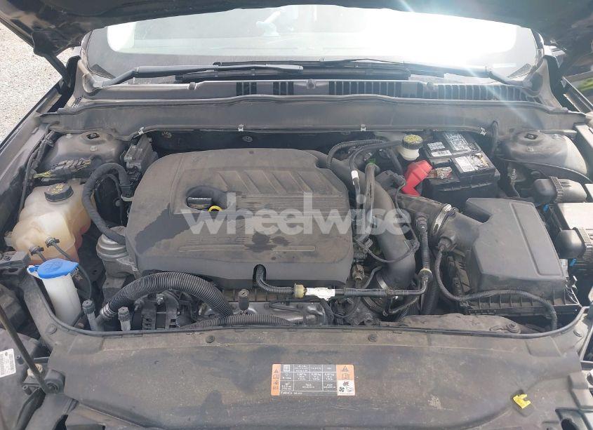 Photo 10 of 2016 Ford Fusion SE (VIN 3FA6P0HD6GR170697)