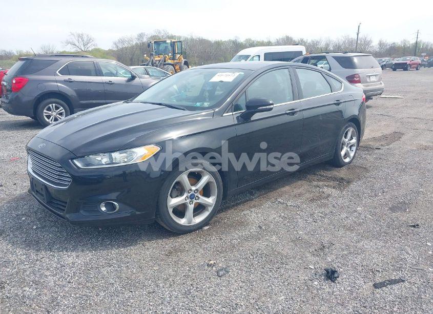 Photo 2 of 2016 Ford Fusion SE (VIN 3FA6P0HD6GR170697)