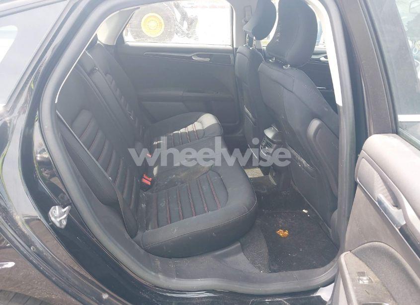 Photo 8 of 2016 Ford Fusion SE (VIN 3FA6P0HD6GR170697)