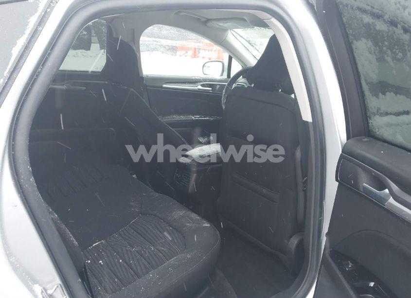 Photo 8 of 2016 Ford Fusion SE (VIN 3FA6P0HD6GR180422)