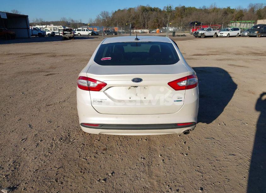 Photo 16 of 2016 Ford Fusion SE (VIN 3FA6P0HD6GR190318)