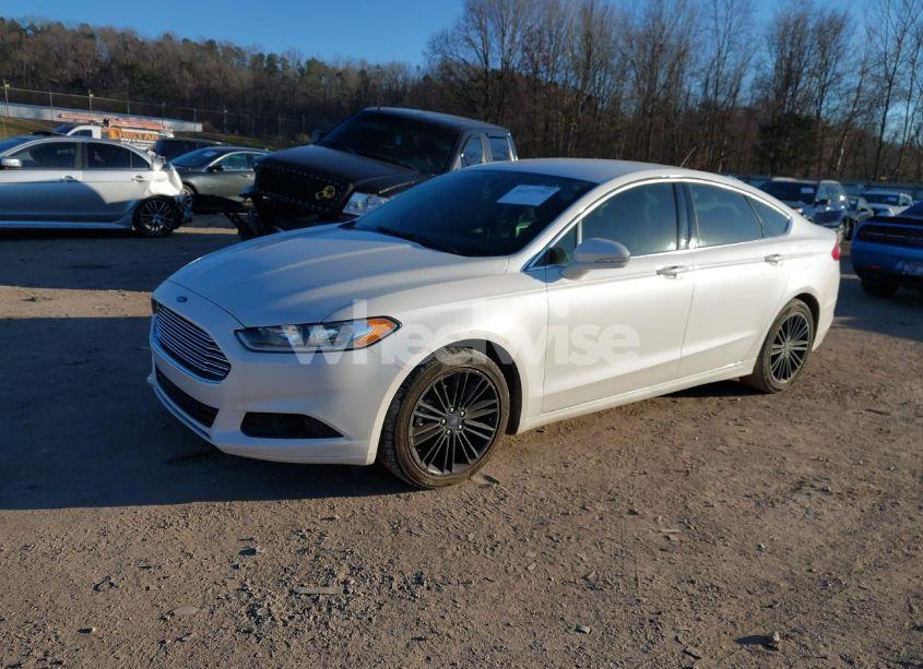 Photo 2 of 2016 Ford Fusion SE (VIN 3FA6P0HD6GR190318)