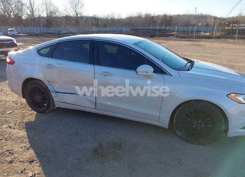 Photo 6 of 2016 Ford Fusion SE (VIN 3FA6P0HD6GR190318)