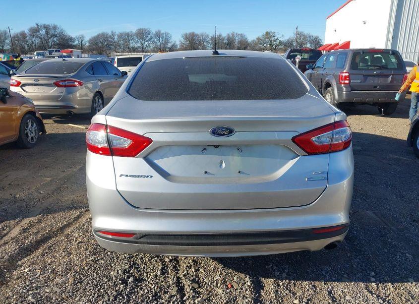 Photo 16 of 2016 Ford Fusion SE (VIN 3FA6P0HD6GR233698)