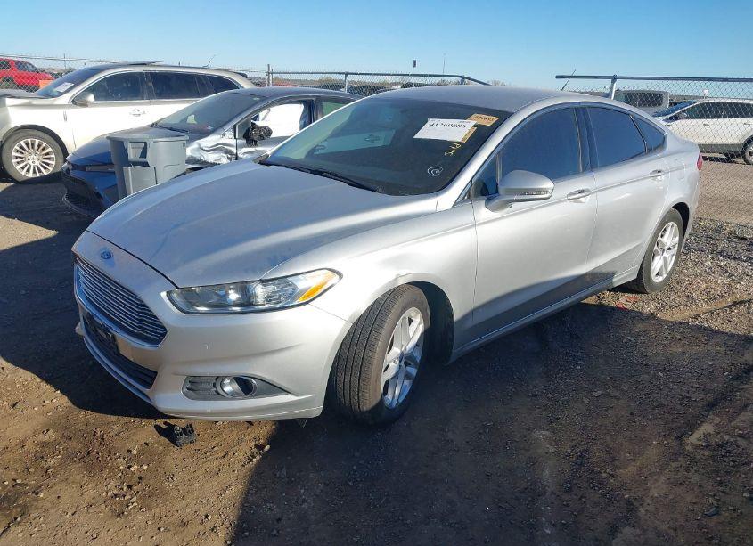 Photo 2 of 2016 Ford Fusion SE (VIN 3FA6P0HD6GR233698)