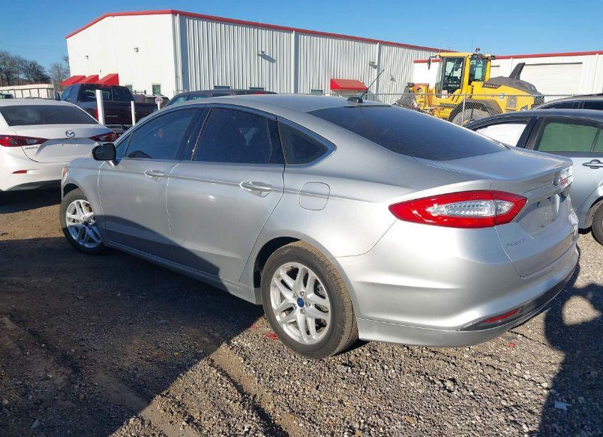 Photo 3 of 2016 Ford Fusion SE (VIN 3FA6P0HD6GR233698)