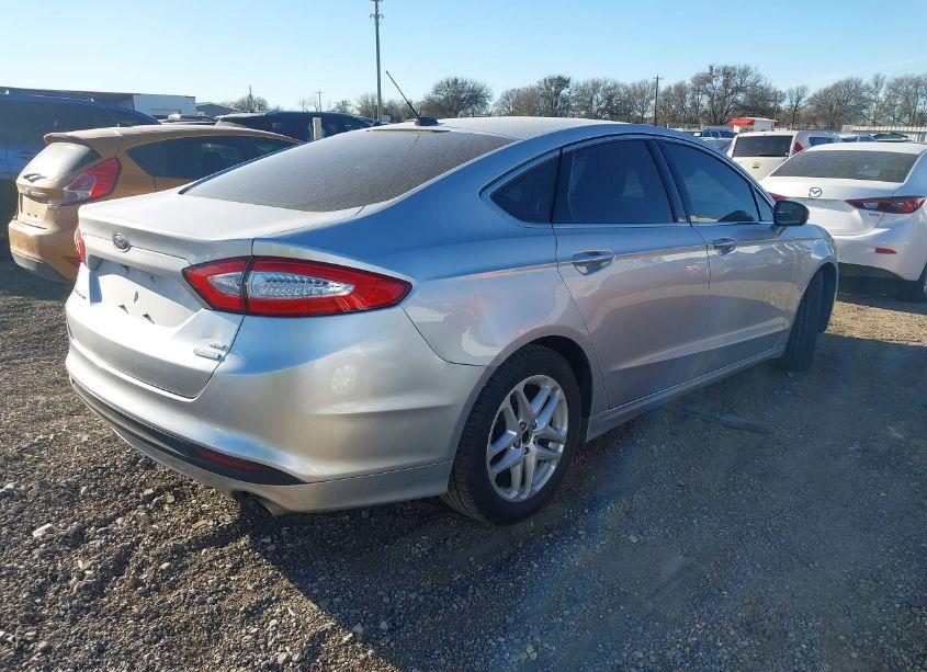 Photo 4 of 2016 Ford Fusion SE (VIN 3FA6P0HD6GR233698)