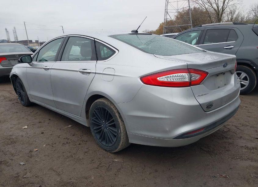 Photo 3 of 2016 Ford Fusion SE (VIN 3FA6P0HD6GR239050)
