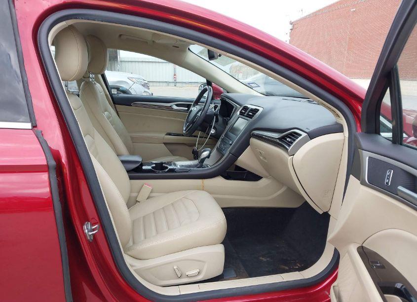 Photo 5 of 2016 Ford Fusion SE (VIN 3FA6P0HD6GR245897)