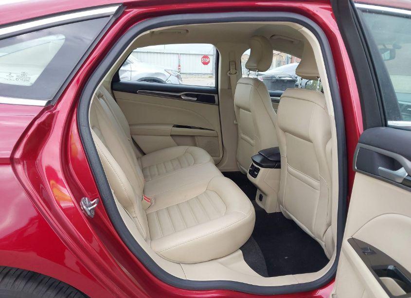 Photo 8 of 2016 Ford Fusion SE (VIN 3FA6P0HD6GR245897)