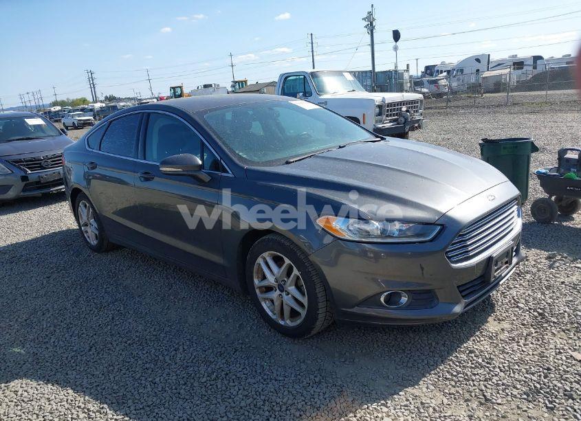 2016 Ford Fusion SE (VIN 3FA6P0HD6GR260805) main photo