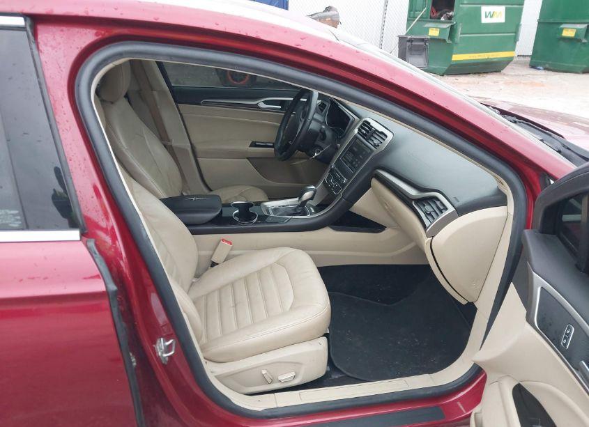 Photo 5 of 2016 Ford Fusion SE (VIN 3FA6P0HD6GR300509)