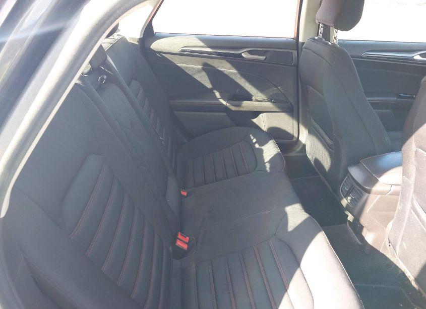 Photo 8 of 2016 Ford Fusion SE (VIN 3FA6P0HD6GR321909)