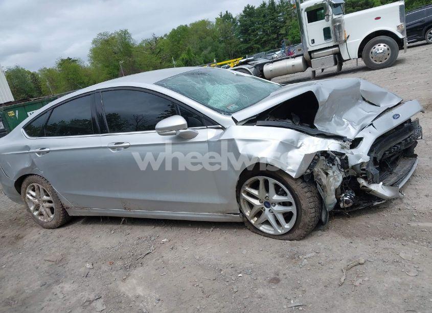 Photo 13 of 2016 Ford Fusion SE (VIN 3FA6P0HD6GR401615)