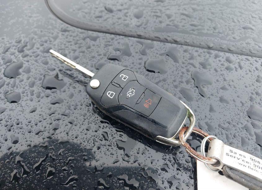 Photo 11 of 2016 Ford Fusion SE (VIN 3FA6P0HD6GR402120)