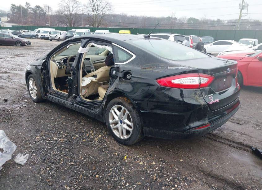 Photo 3 of 2016 Ford Fusion SE (VIN 3FA6P0HD6GR402120)