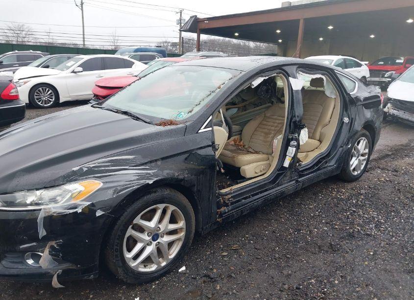 Photo 6 of 2016 Ford Fusion SE (VIN 3FA6P0HD6GR402120)