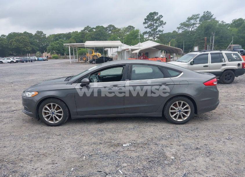 Photo 14 of 2017 Ford Fusion SE (VIN 3FA6P0HD6HR174945)