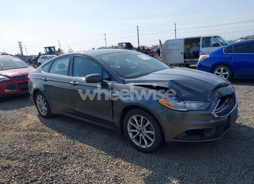 2017 Ford Fusion SE (VIN 3FA6P0HD6HR229734) main photo