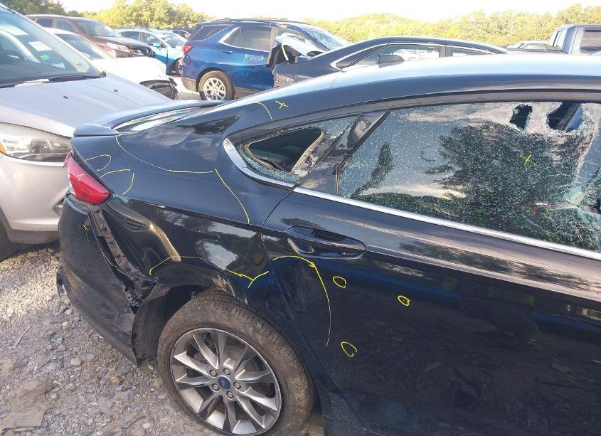 Photo 12 of 2017 Ford Fusion SE (VIN 3FA6P0HD6HR246579)