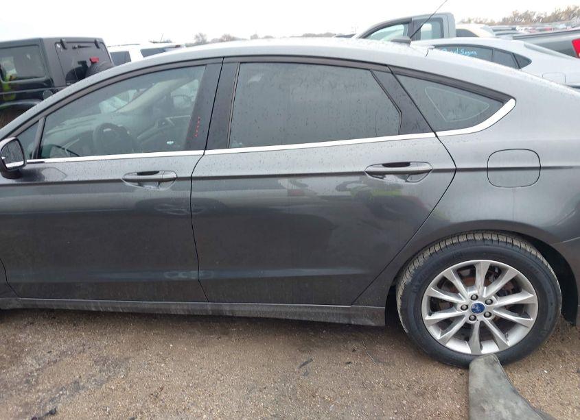 Photo 15 of 2017 Ford Fusion SE (VIN 3FA6P0HD6HR252141)