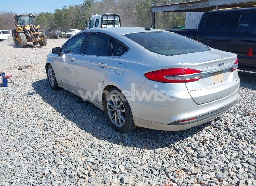 Photo 3 of 2017 Ford Fusion SE (VIN 3FA6P0HD6HR253807)