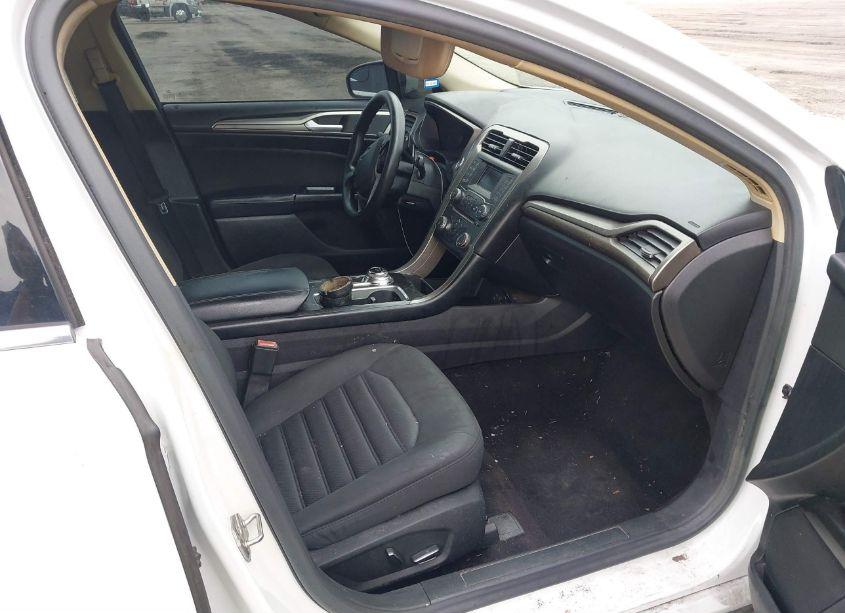 Photo 5 of 2017 Ford Fusion SE (VIN 3FA6P0HD6HR265164)