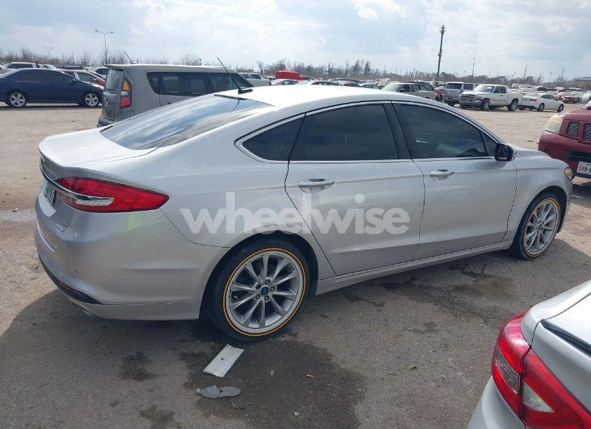Photo 13 of 2017 Ford Fusion SE (VIN 3FA6P0HD6HR273345)