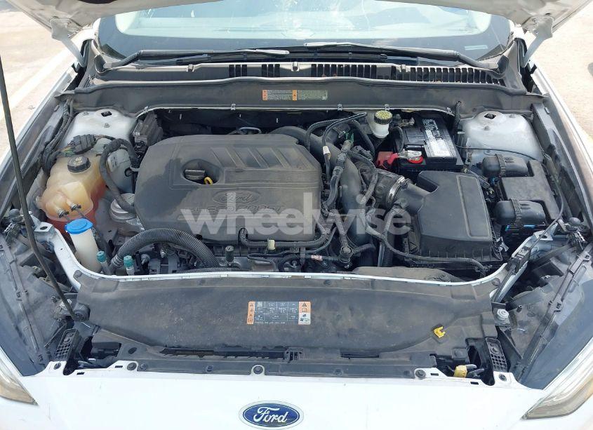 Photo 10 of 2017 Ford Fusion SE (VIN 3FA6P0HD6HR275435)