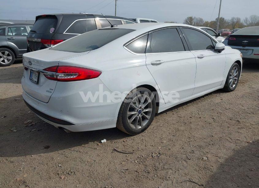 Photo 4 of 2017 Ford Fusion SE (VIN 3FA6P0HD6HR290338)