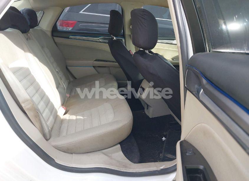 Photo 8 of 2017 Ford Fusion SE (VIN 3FA6P0HD6HR290338)