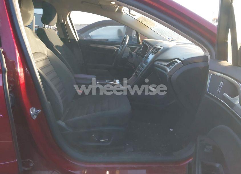 Photo 4 of 2017 Ford Fusion SE (VIN 3FA6P0HD6HR292560)