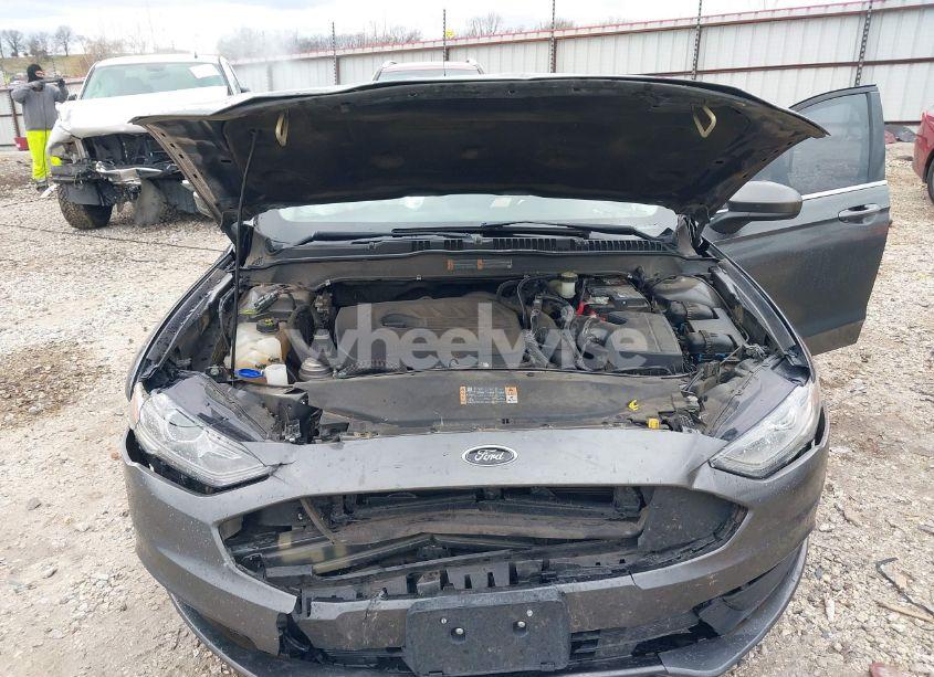 Photo 10 of 2017 Ford Fusion SE (VIN 3FA6P0HD6HR299637)