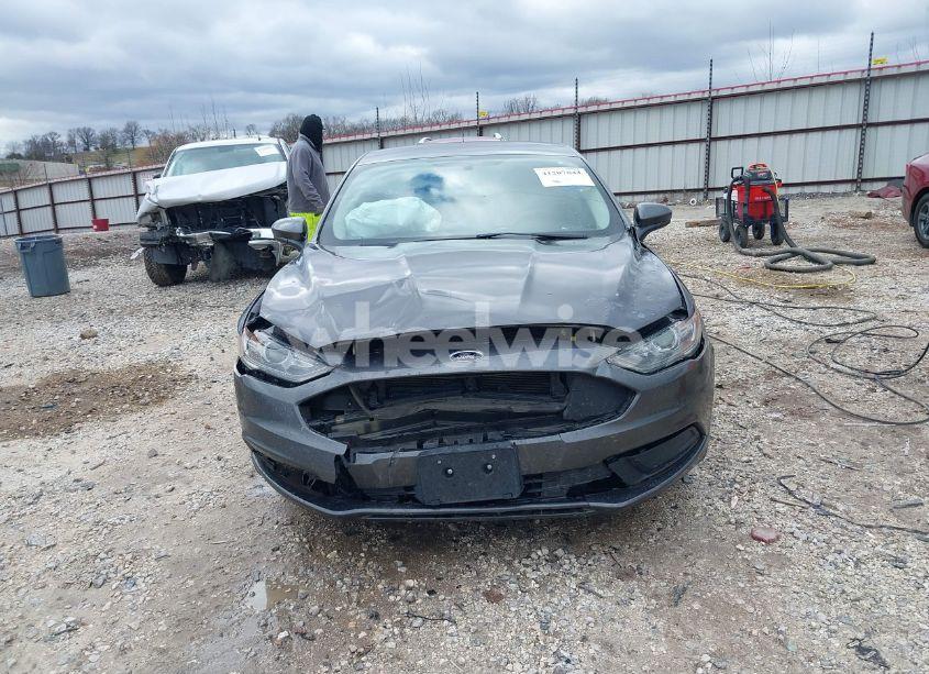 Photo 12 of 2017 Ford Fusion SE (VIN 3FA6P0HD6HR299637)