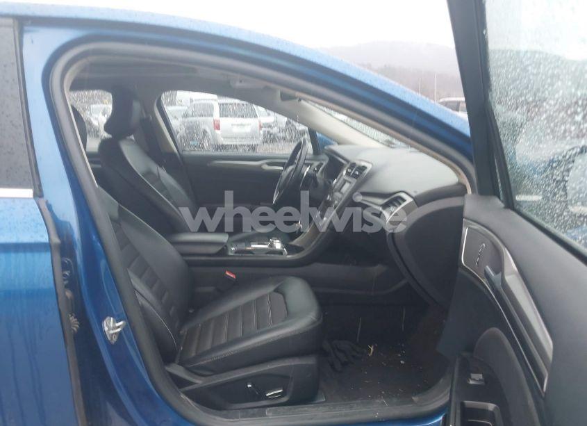 Photo 5 of 2017 Ford Fusion SE (VIN 3FA6P0HD6HR300754)