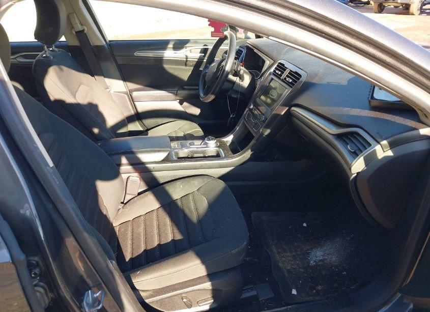 Photo 5 of 2017 Ford Fusion SE (VIN 3FA6P0HD6HR346780)