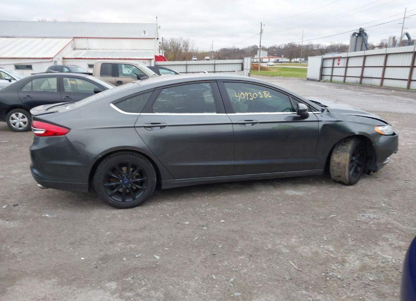 Photo 13 of 2017 Ford Fusion SE (VIN 3FA6P0HD6HR364745)