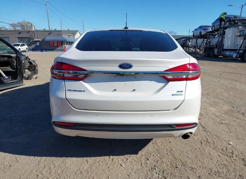 Photo 16 of 2018 Ford Fusion SE (VIN 3FA6P0HD6JR153907)