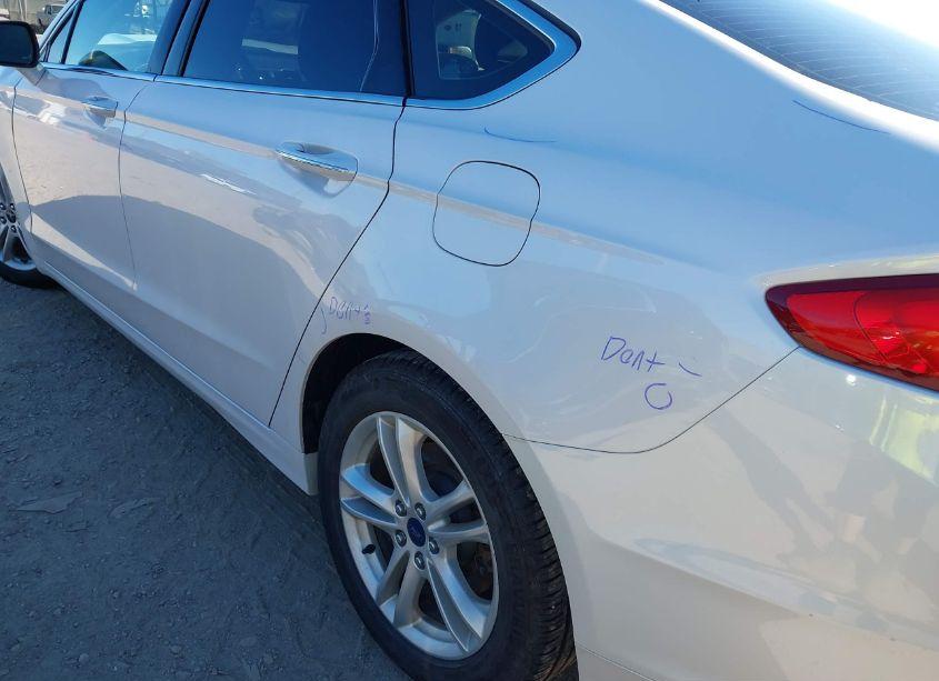 Photo 19 of 2018 Ford Fusion SE (VIN 3FA6P0HD6JR153907)