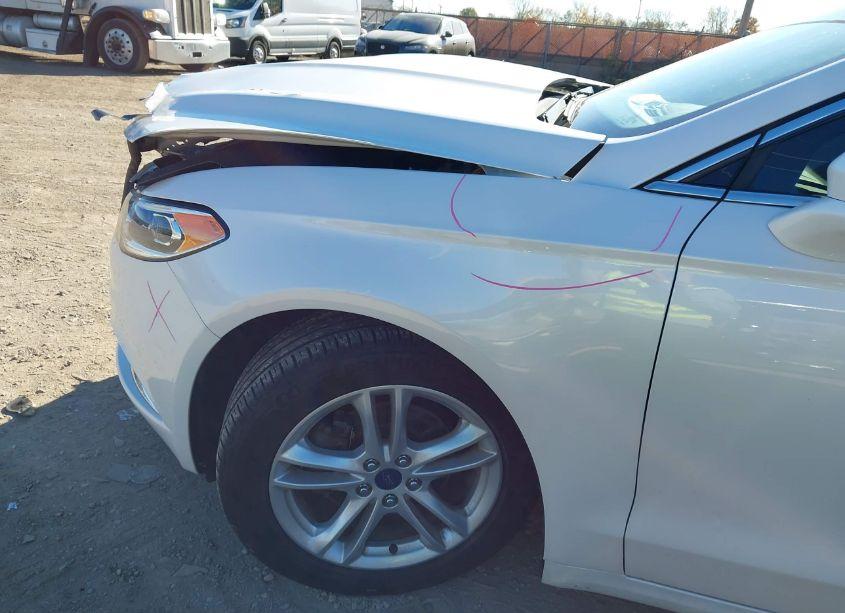 Photo 20 of 2018 Ford Fusion SE (VIN 3FA6P0HD6JR153907)